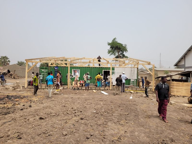 Togo Dach Fortschritt 76.jpg